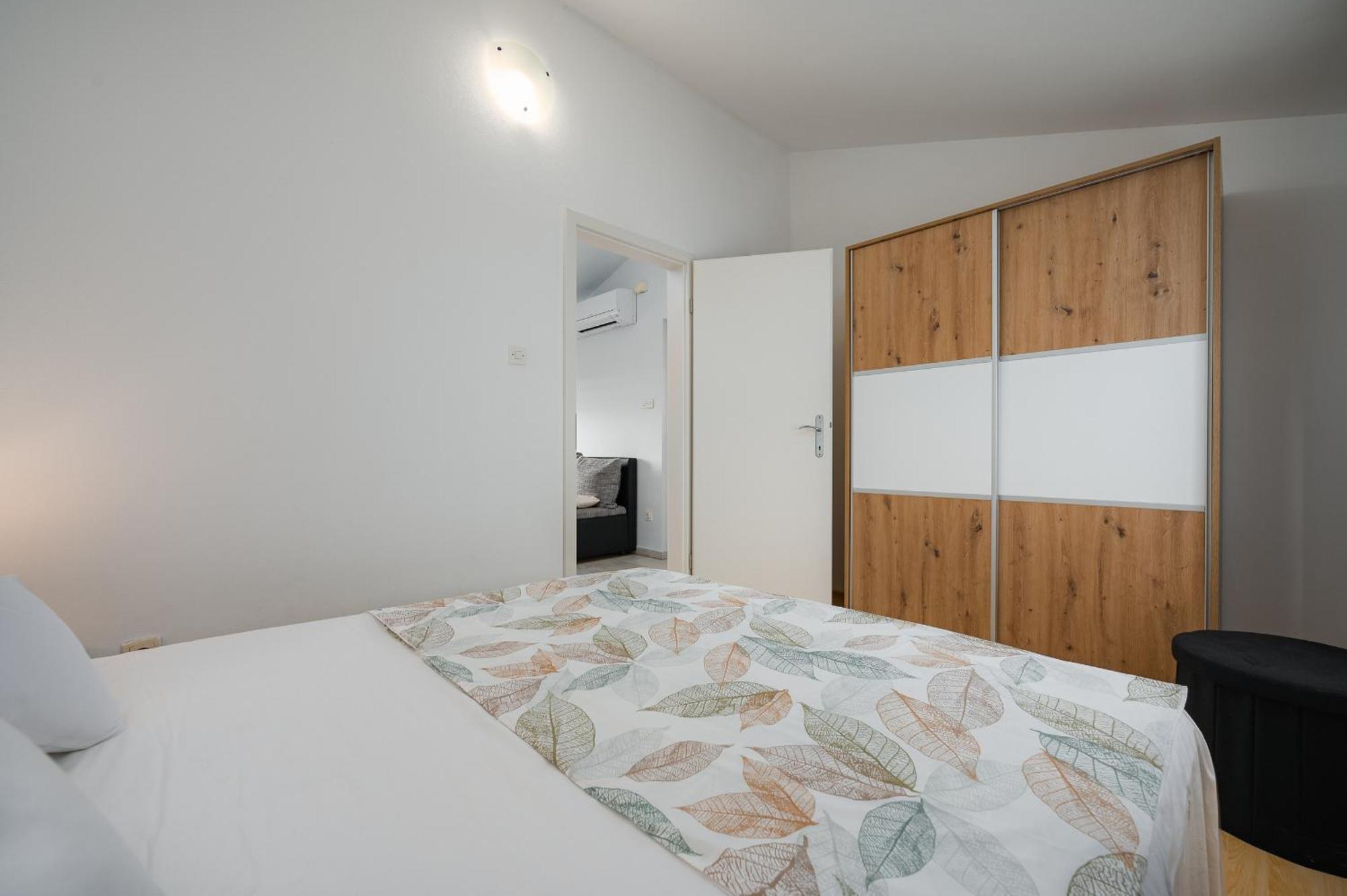 Charming Apartments Rose 1&2 With Pool Poreč Exteriör bild