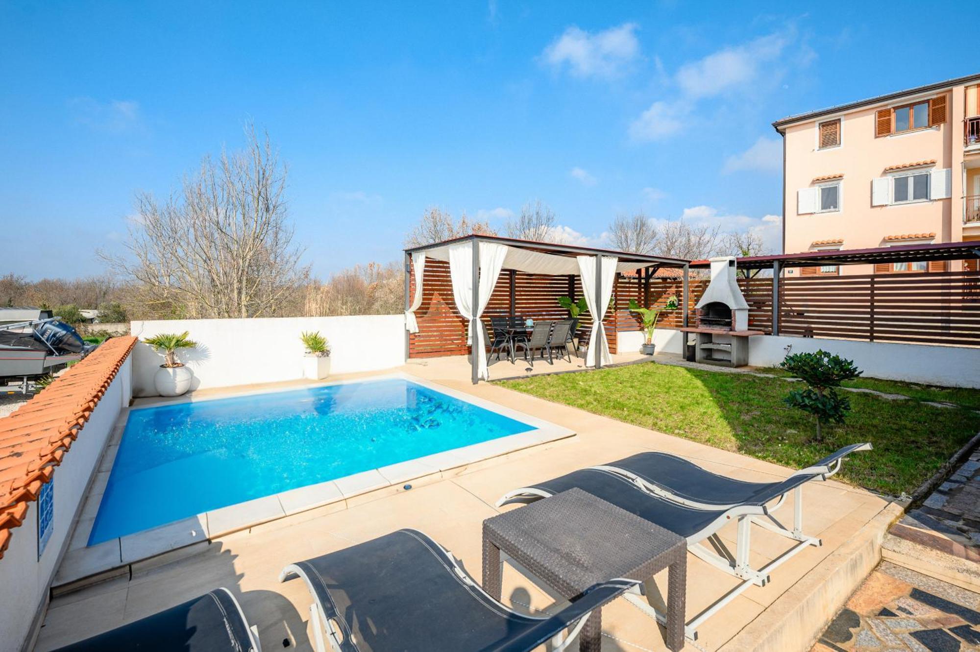 Charming Apartments Rose 1&2 With Pool Poreč Exteriör bild